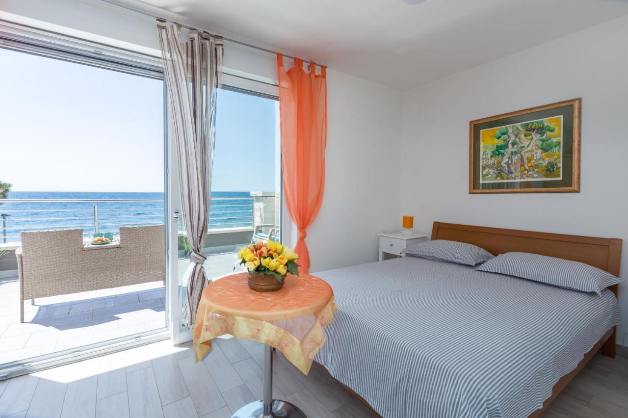 Villa Lucia Umag Exterior foto